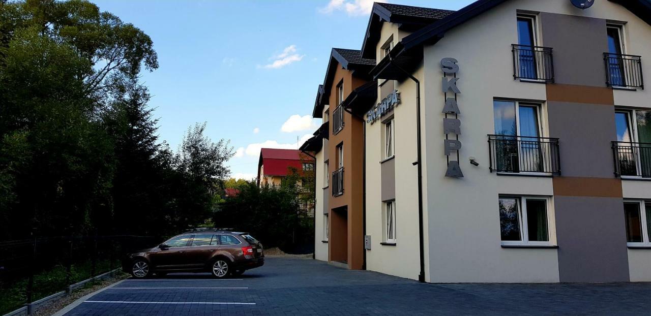 Dom Goscinny Skarpa Krynica Zdroj Bagian luar foto